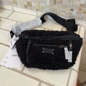 Caraa Small Sherpa Sling Bag